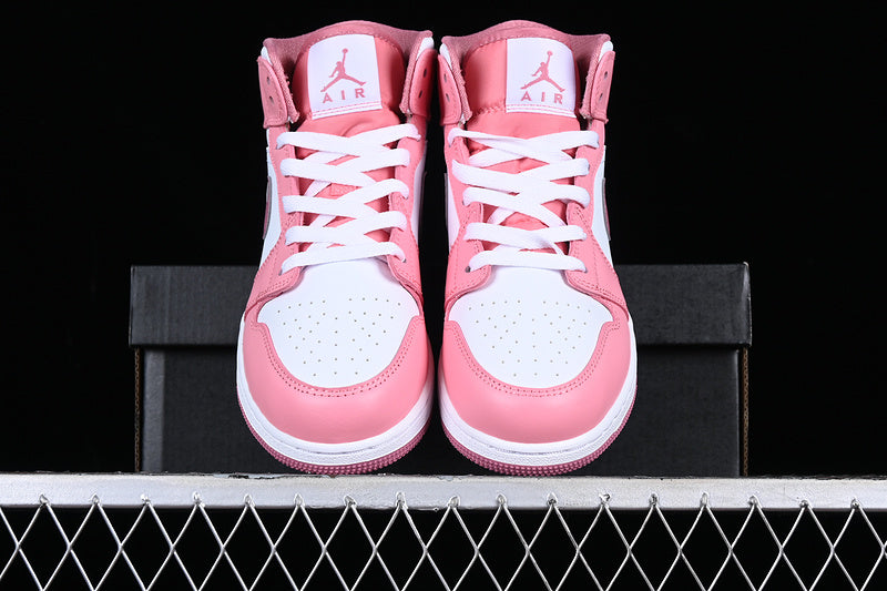 AIR JORDAN 1 MID GS VALENTINES DAY CHALK/DESERT BERRY/WHITE