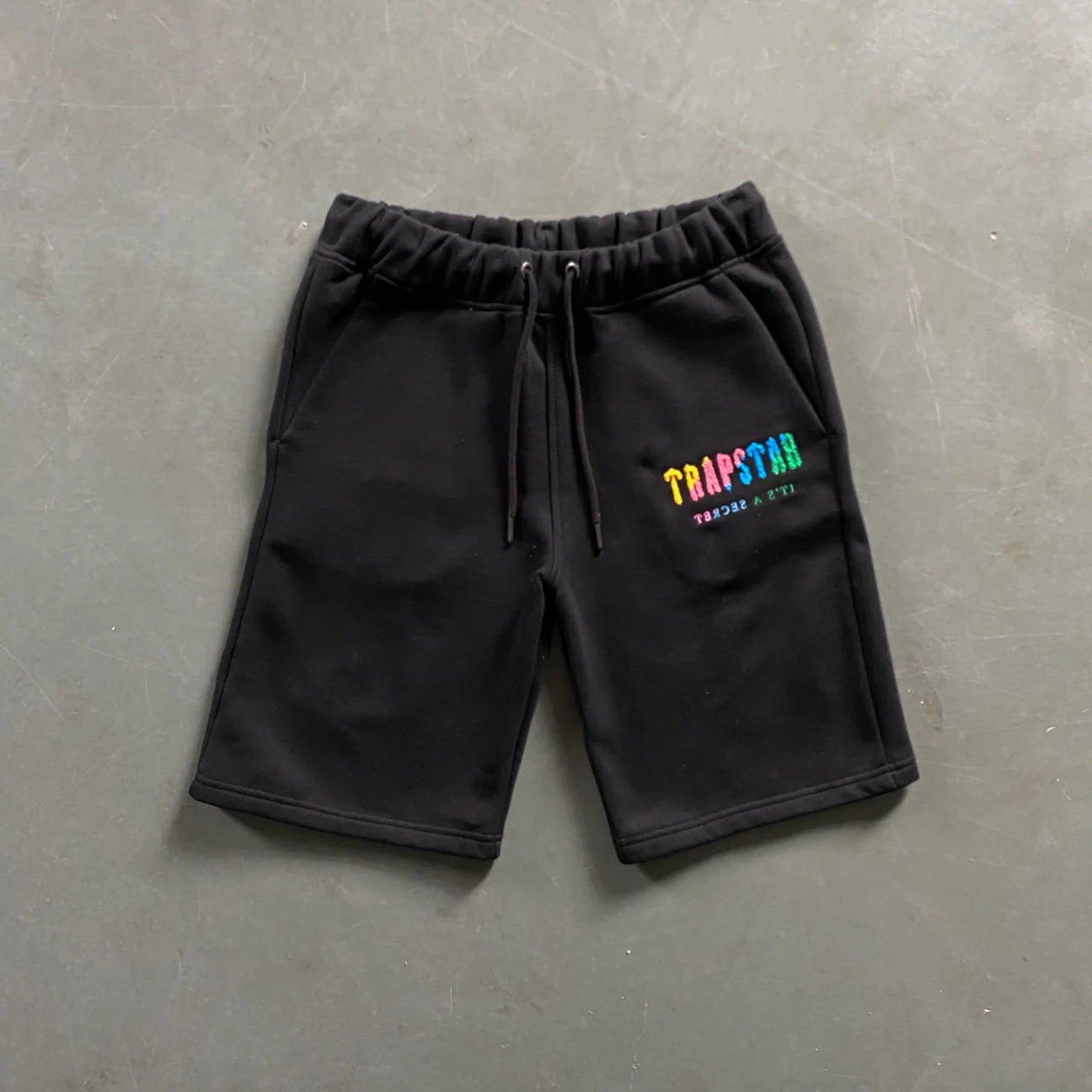 TRAPSTAR IRONGATE ARCH CHENILLE NYÁRI SZETT