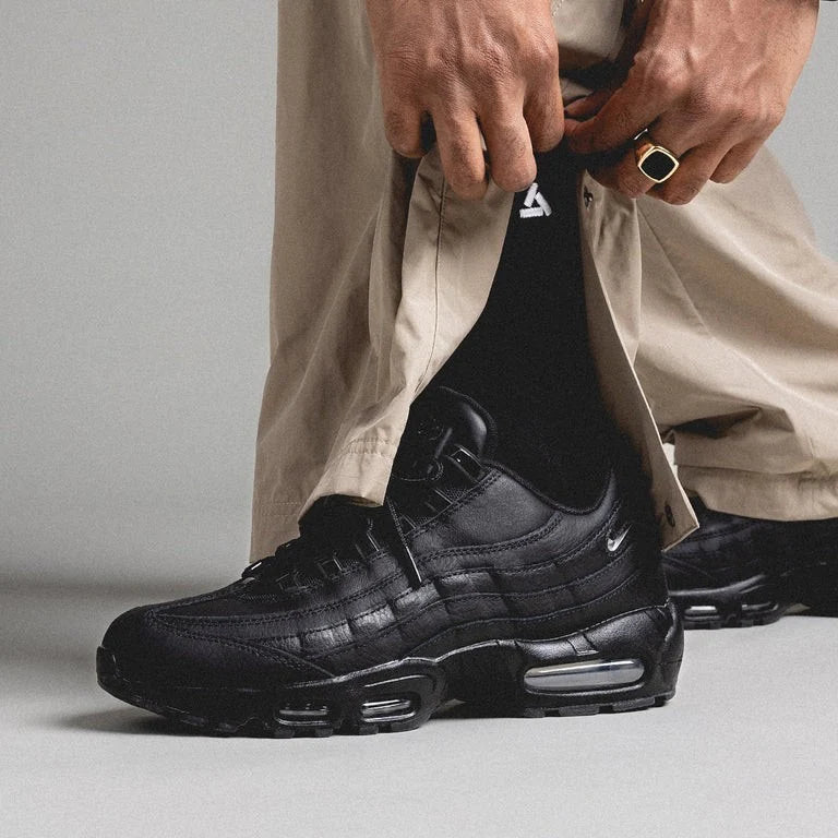NIKE AIR MAX 95 TRIPLE BLACK (teljesen fekete)
