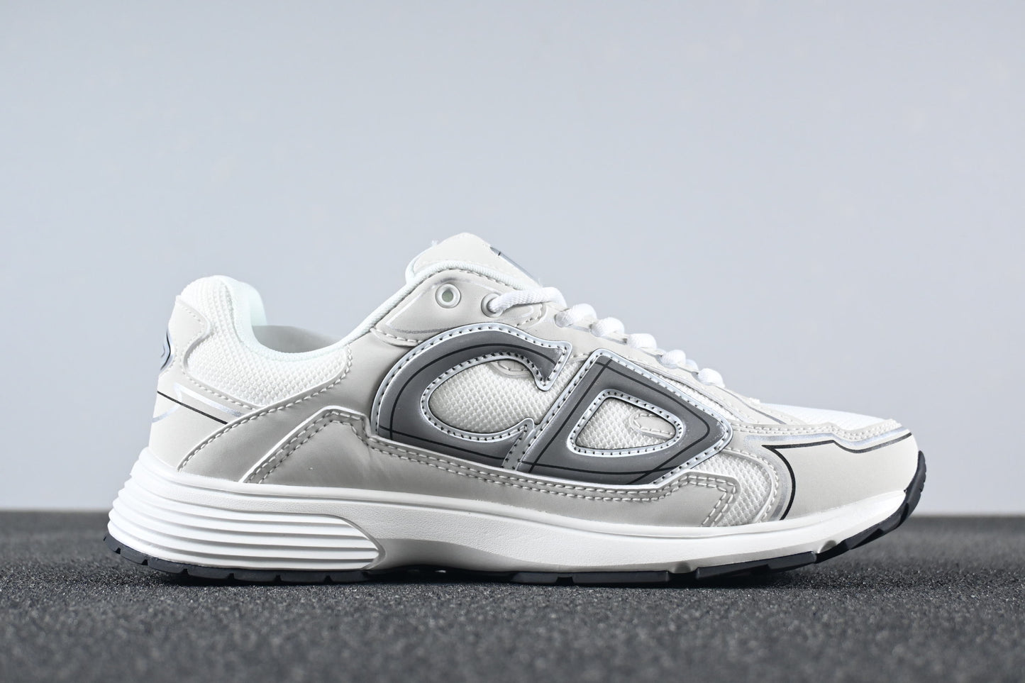 DIOR B30 - WHITE
