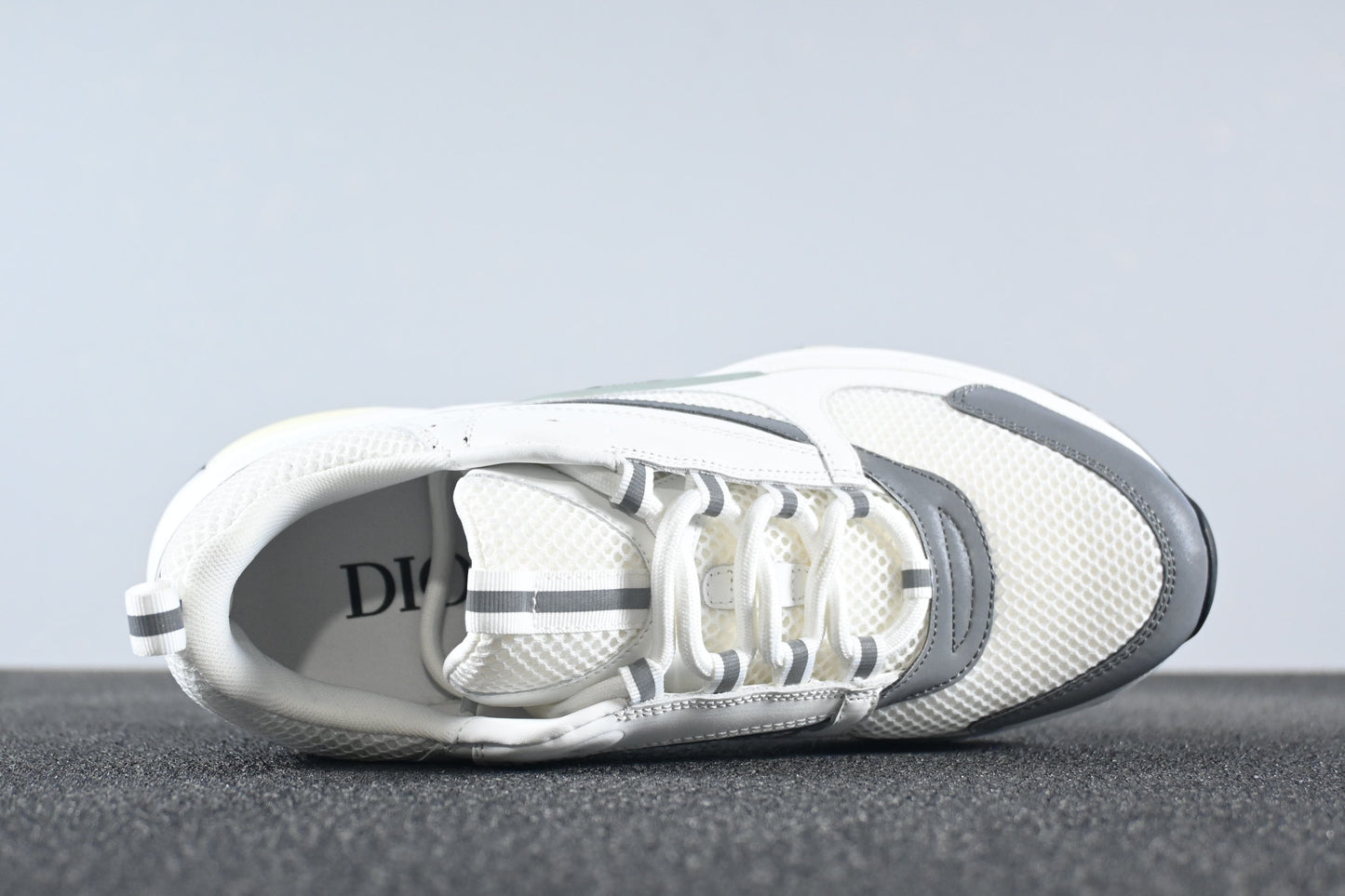 DIOR B22 - WHITE & GREY