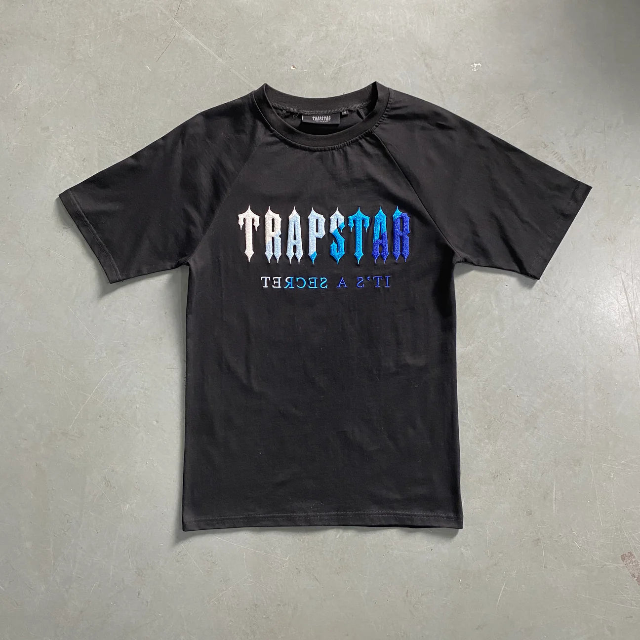 TRAPSTAR CHENILLE DECODED SHORT SET