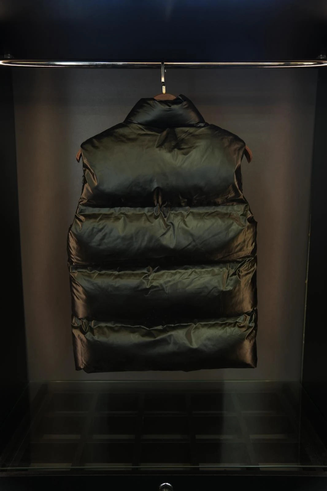 PRADA LIGHT RE-NYLON DOWN VEST