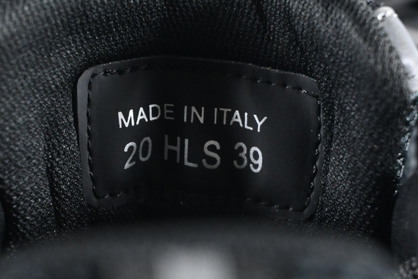 DIOR B22 - BLACK REFLECTIVE