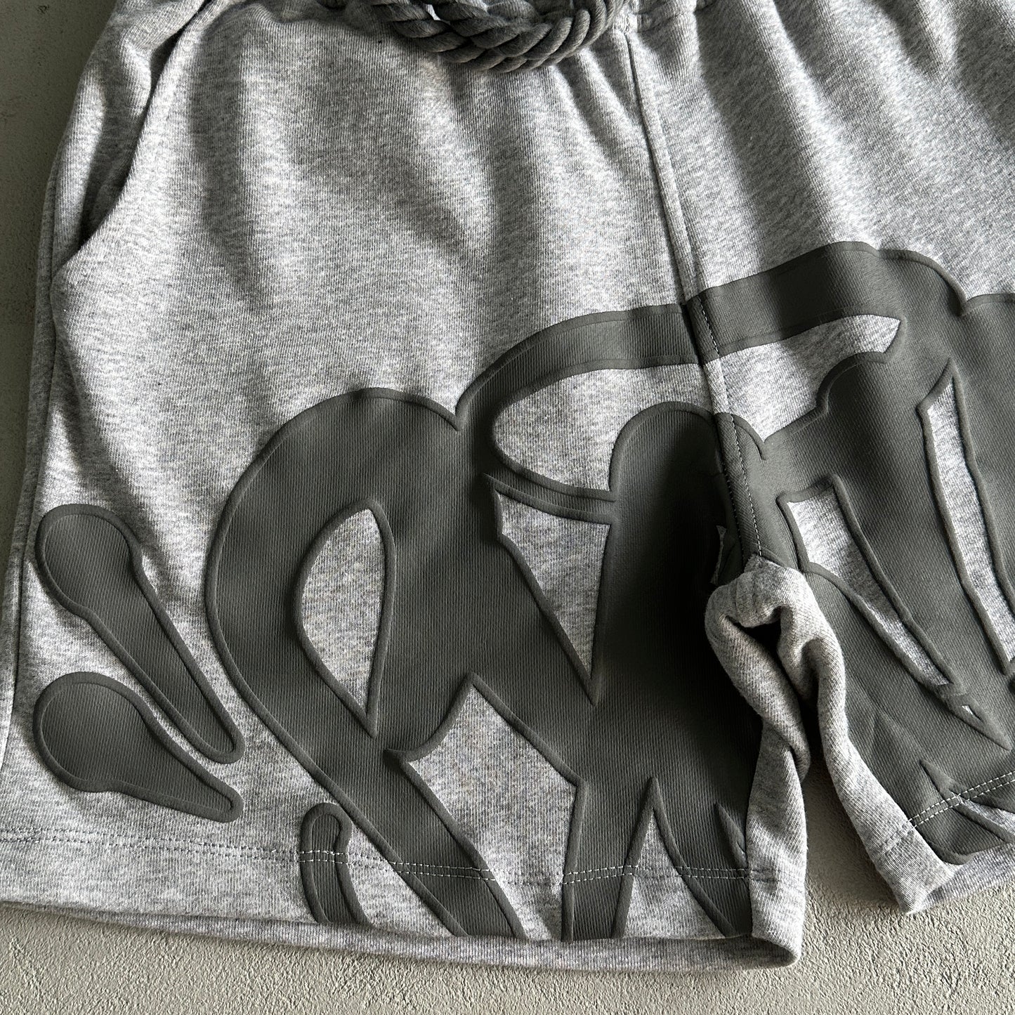 SYNAWORLD ‘SYNA LOGO’ TRACKSUIT – WHITE AND BLACK