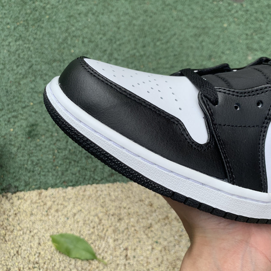 AIR JORDAN 1 MID WHITE BLACK ROYAL