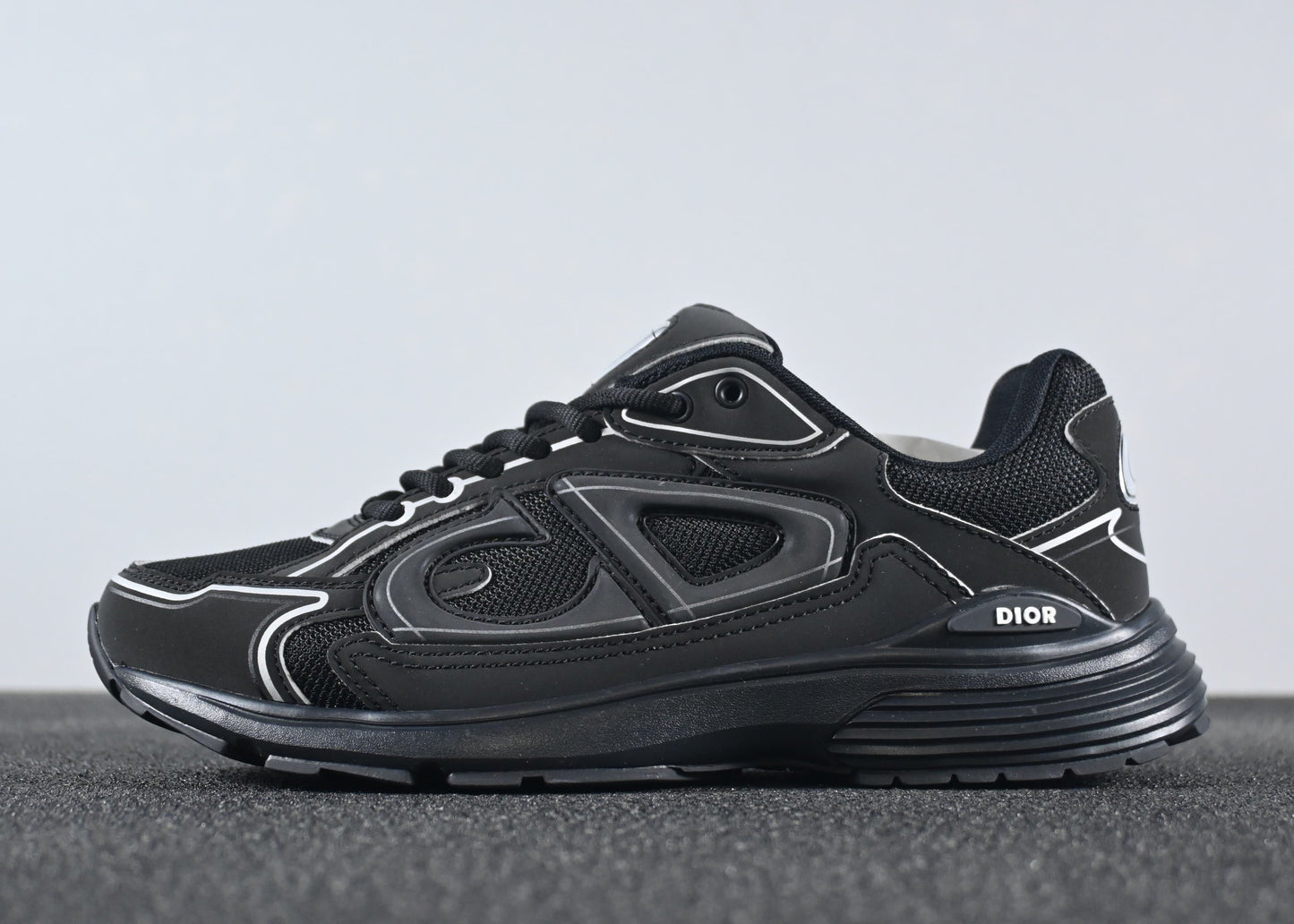 DIOR B30 - BLACK