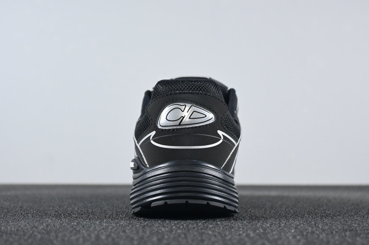 DIOR B30 - BLACK