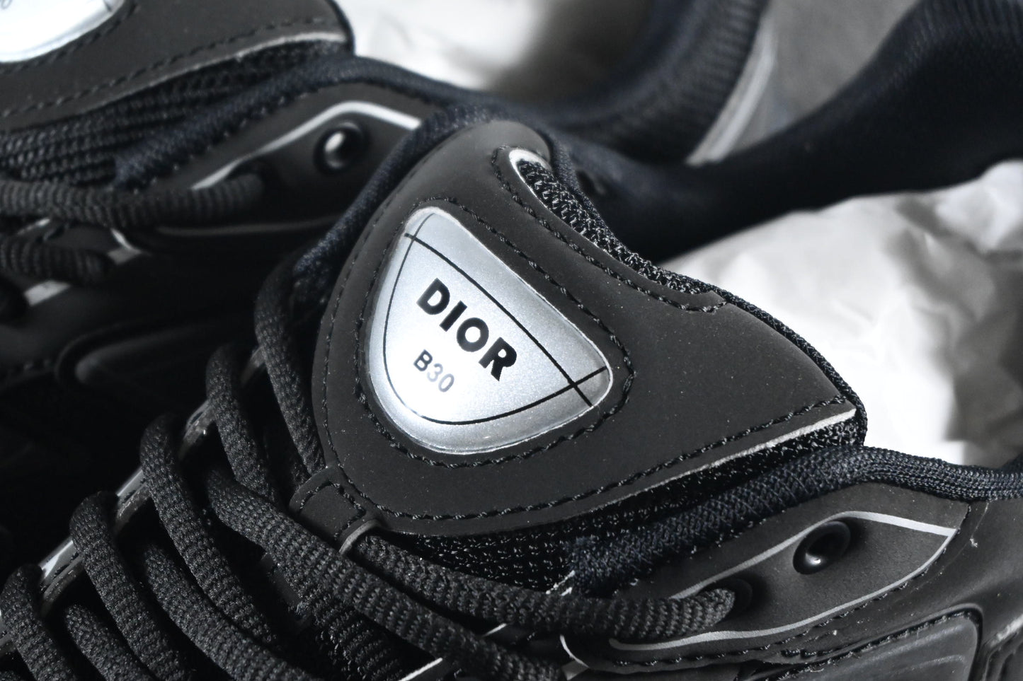 DIOR B30 - BLACK