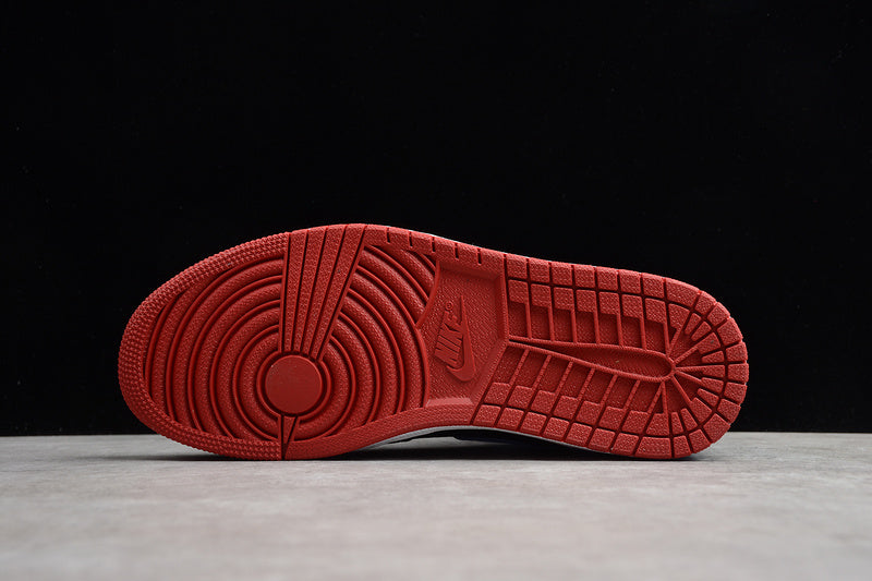 AIR JORDAN 1 HIGH UNC TO CHICAGO BLACK/BLUE/RED