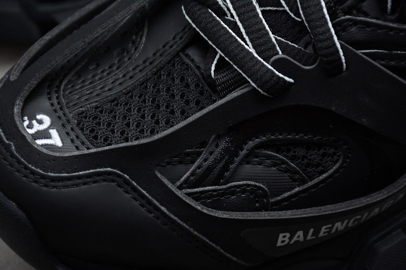 BALENCIAGA TRACK LED TRAINERS 3.0 BLACK∕BLACK