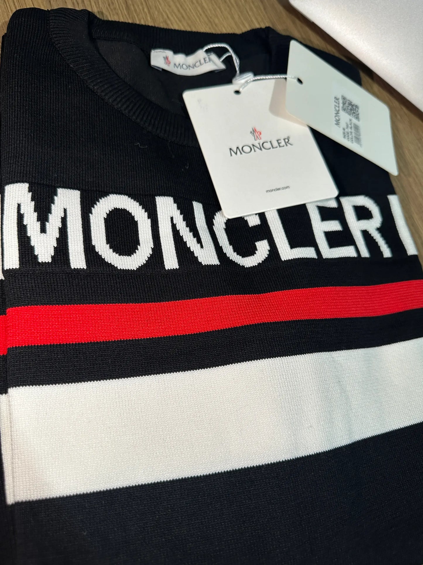 MONCLER PREMIUM KNIT SWEATER WITH CHEST LOGO - BLACK